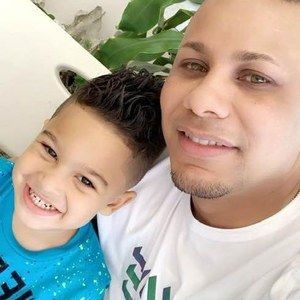 Meet your Posher, Manuel